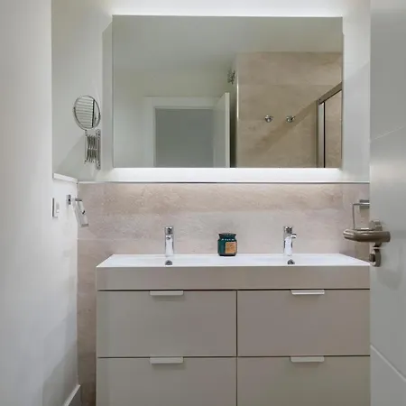 Suncity Teatro Exclusive Apartment *